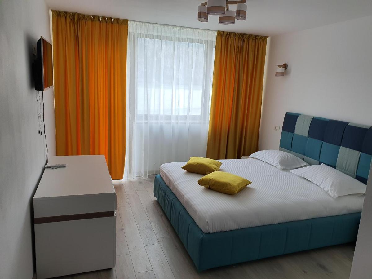 Bliss Dubova Bed & Breakfast Bagian luar foto