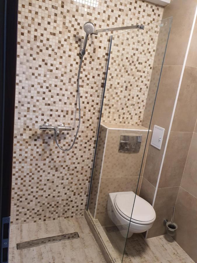 Bliss Dubova Bed & Breakfast Bagian luar foto